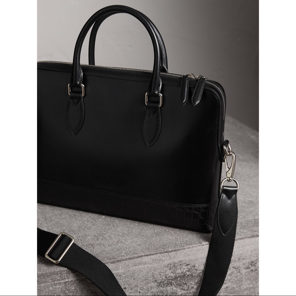 Burberry Slim Barrow Bag in Leather & Alligator! - Picture 4 of 15